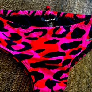 Dsquared men’s nylon swim brief’s. Medium 50